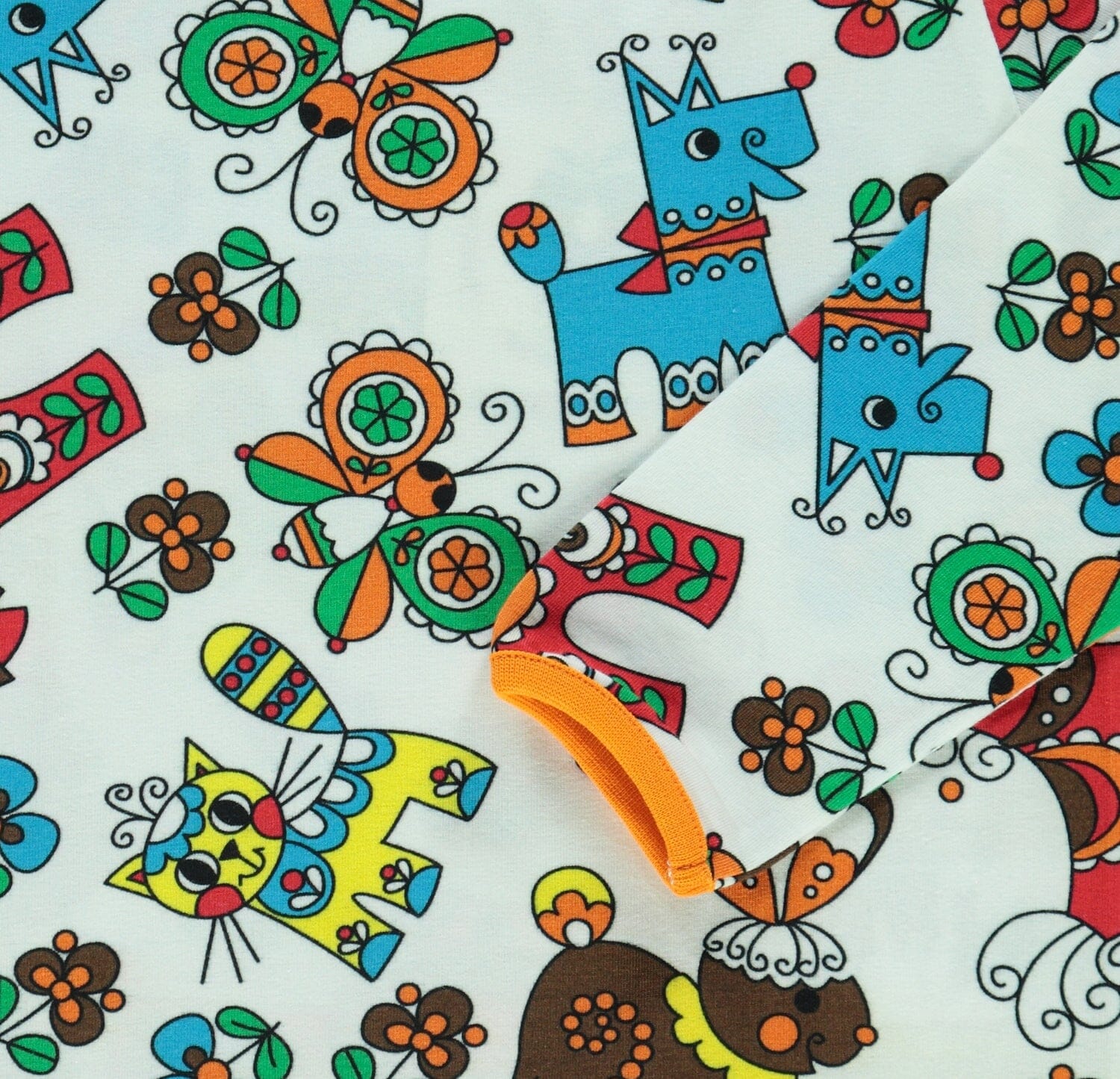 SMAFOLK Langarmshirt mit allover Tiere und Blumen Langarmshirt Smafolk