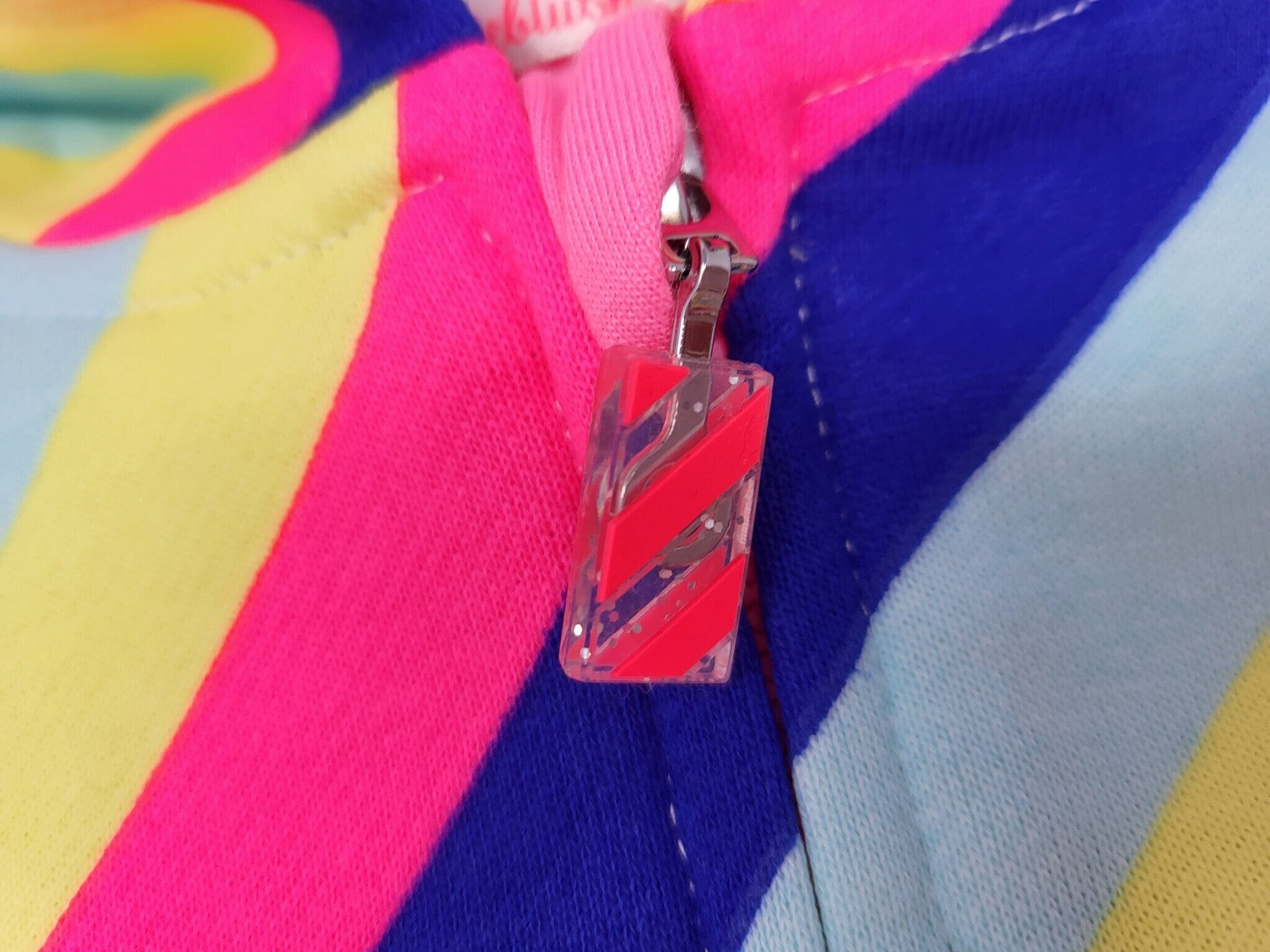 Billieblush Hoody Sweatshirt Jacke mit mit leuchtenden Streifen Sweatshirt Billieblush