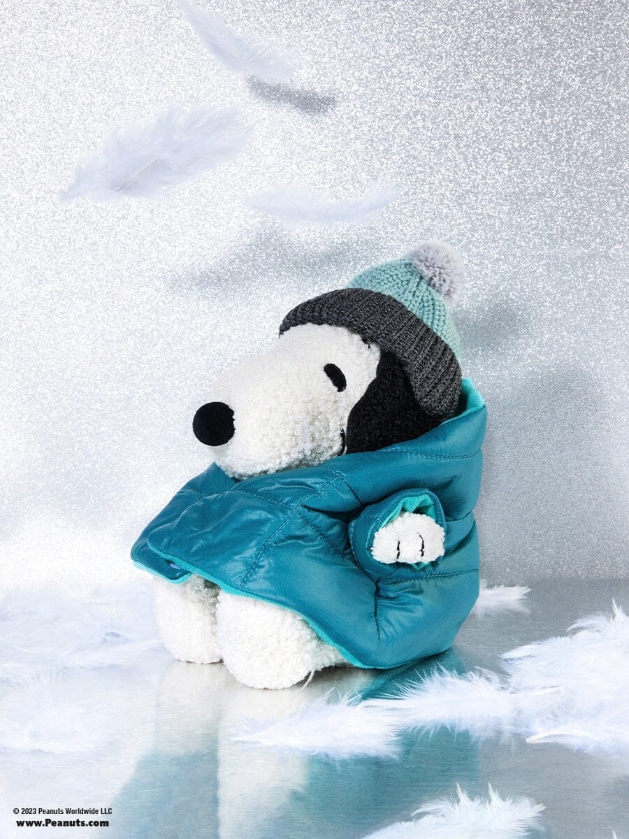Snoopy mit Steppjacke 20cm von Peanuts x Bon Ton Toys – Ein Kuschelfreund mit Stil Kuscheltiere Bon Ton Toys