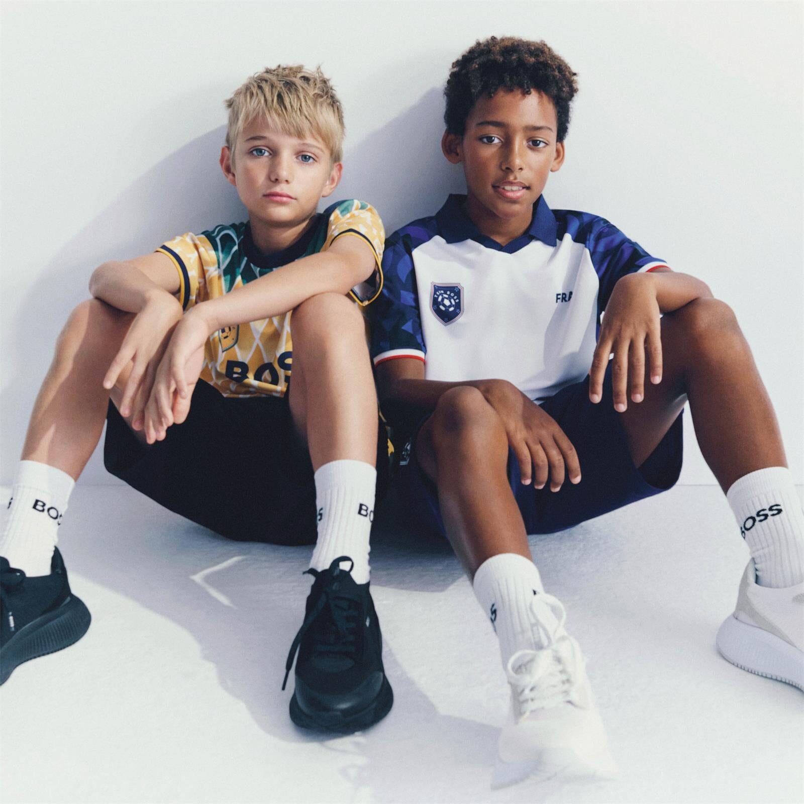 BOSS Frankreich Trikot T-Shirt Weiß Blau Kids und Teenager T-Shirt Boss Kidswear