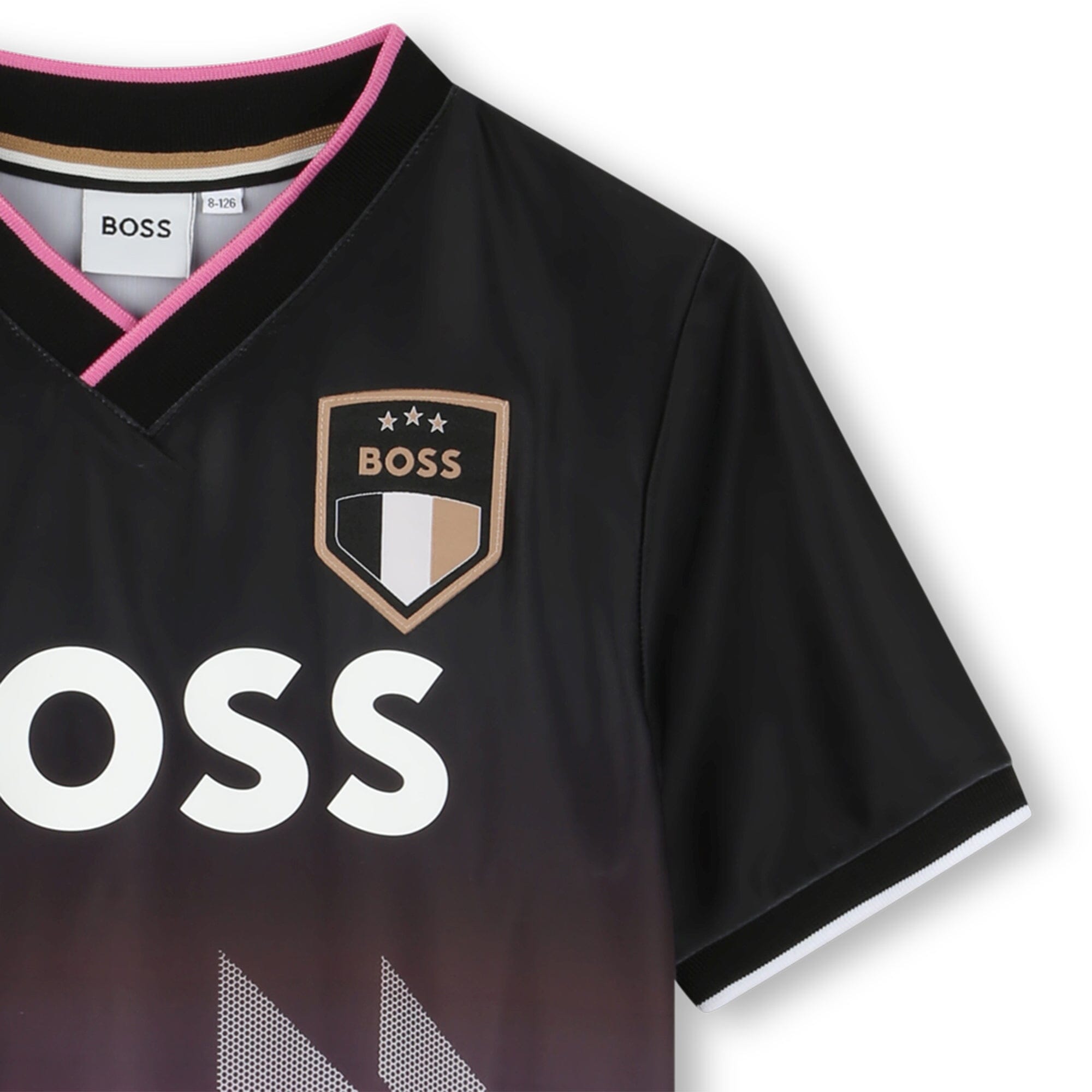 BOSS Fußballshirt – Trikotstyle in Schwarz & Pink mit Logo & Badge für Kinder T-Shirt Boss