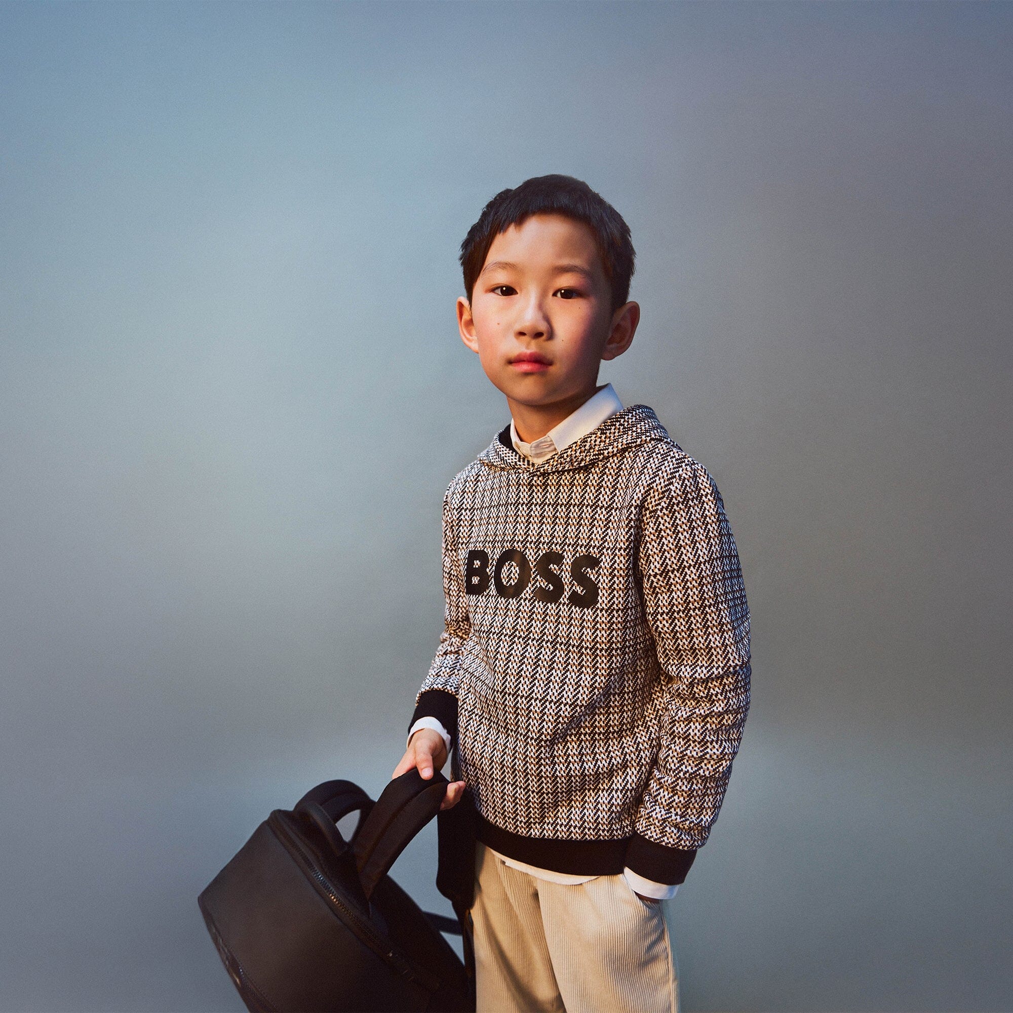 BOSS Kidswear Kapuzenpullover Schwarz/Beige/Weiß mit Logo-Print Hoodie Boss