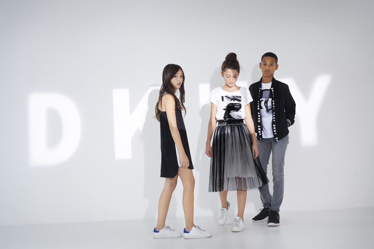 DKNY KIDS Kleid schwarz weiß sportlich Kleid DKNY