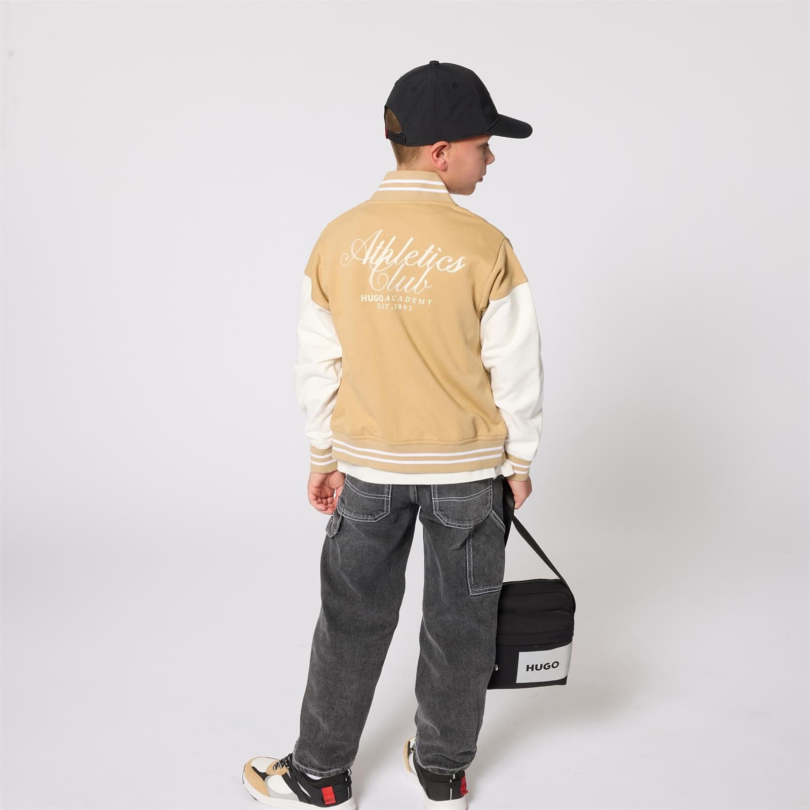 HUGO Teddy College-Jacke für Kinder in beige Cardigan HUGO