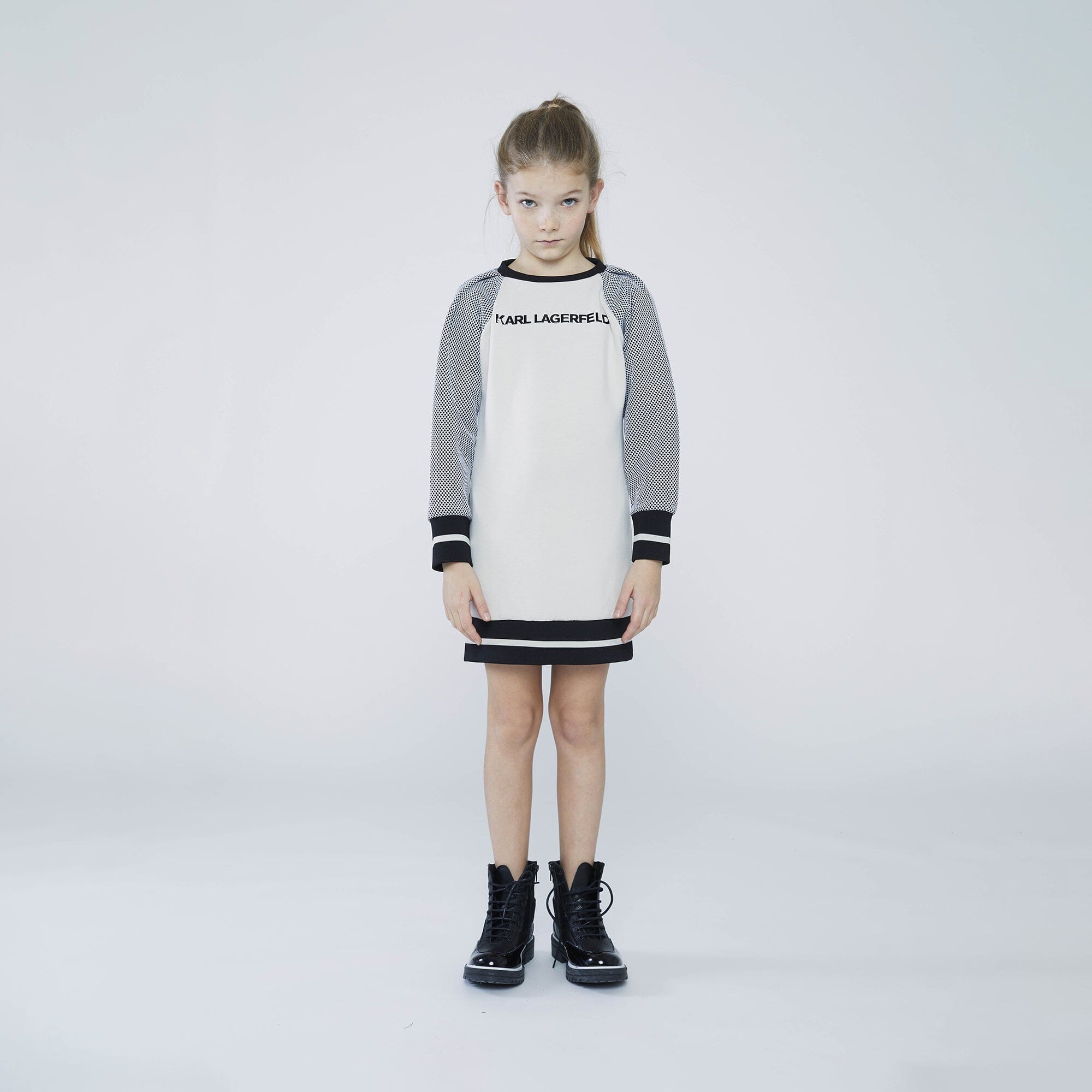 KARL LAGERFELD KIDS Sweatshirt Kleid beige schwarz Kleid Karl Lagerfeld