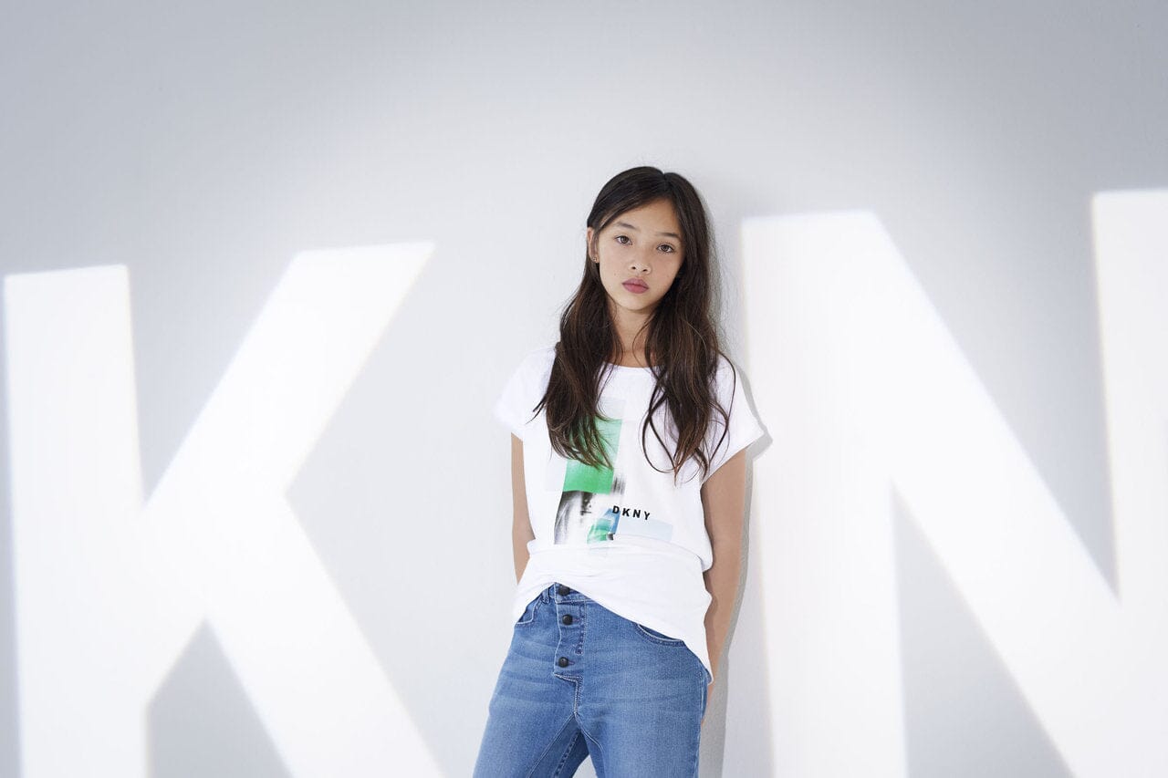 DKNY KIDS T-Shirt weiss mit Motiv T-Shirt DKNY