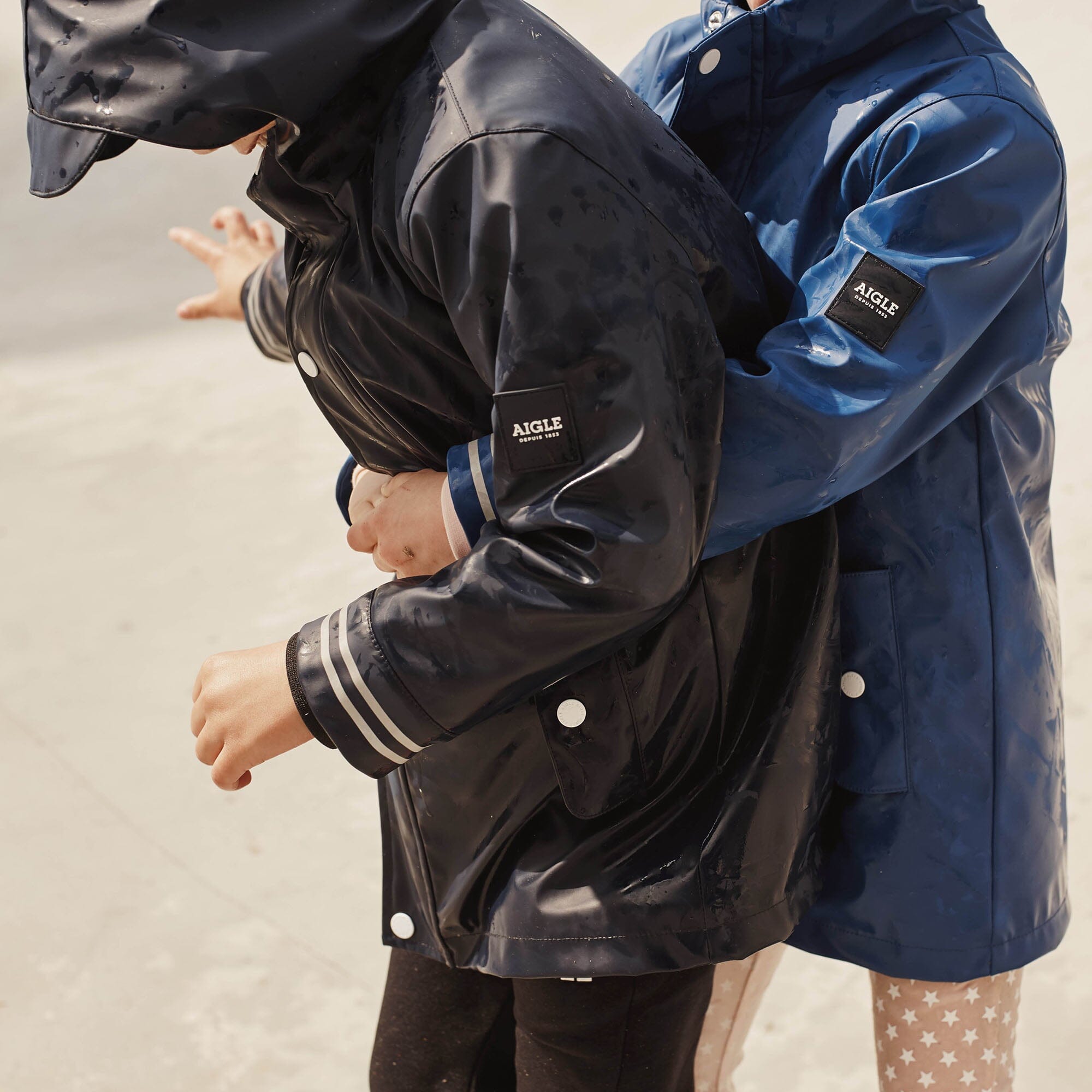 AIGLE Regenjacke / Regenmantel blau / electric blue Jacke AIGLE