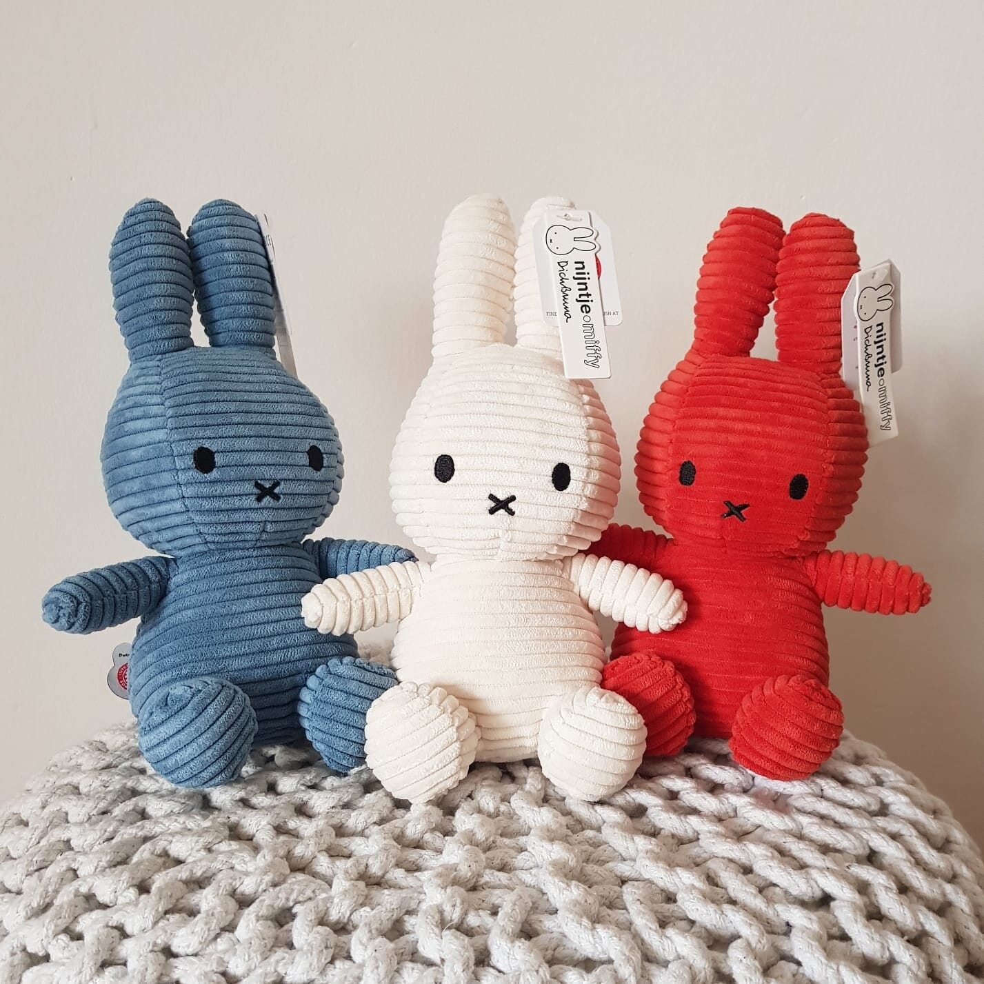 Miffy aus Cord sitzend Farbe Pumpkin / kürbis 23 cm Kuscheltiere Bon Ton Toys