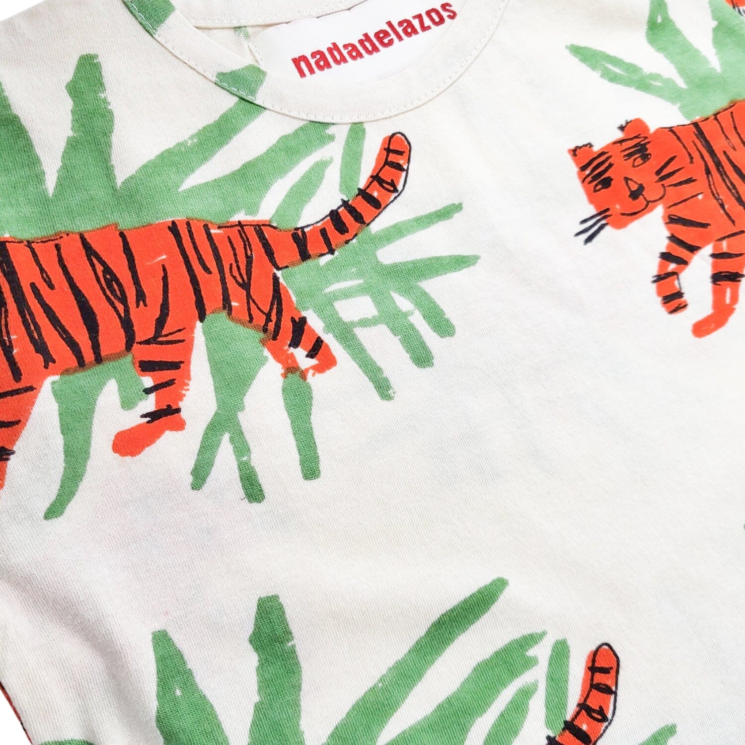 NADADELAZOS T-Shirt Tiger kurzarm aus Bio-Baumwolle T-Shirt nadadelazos