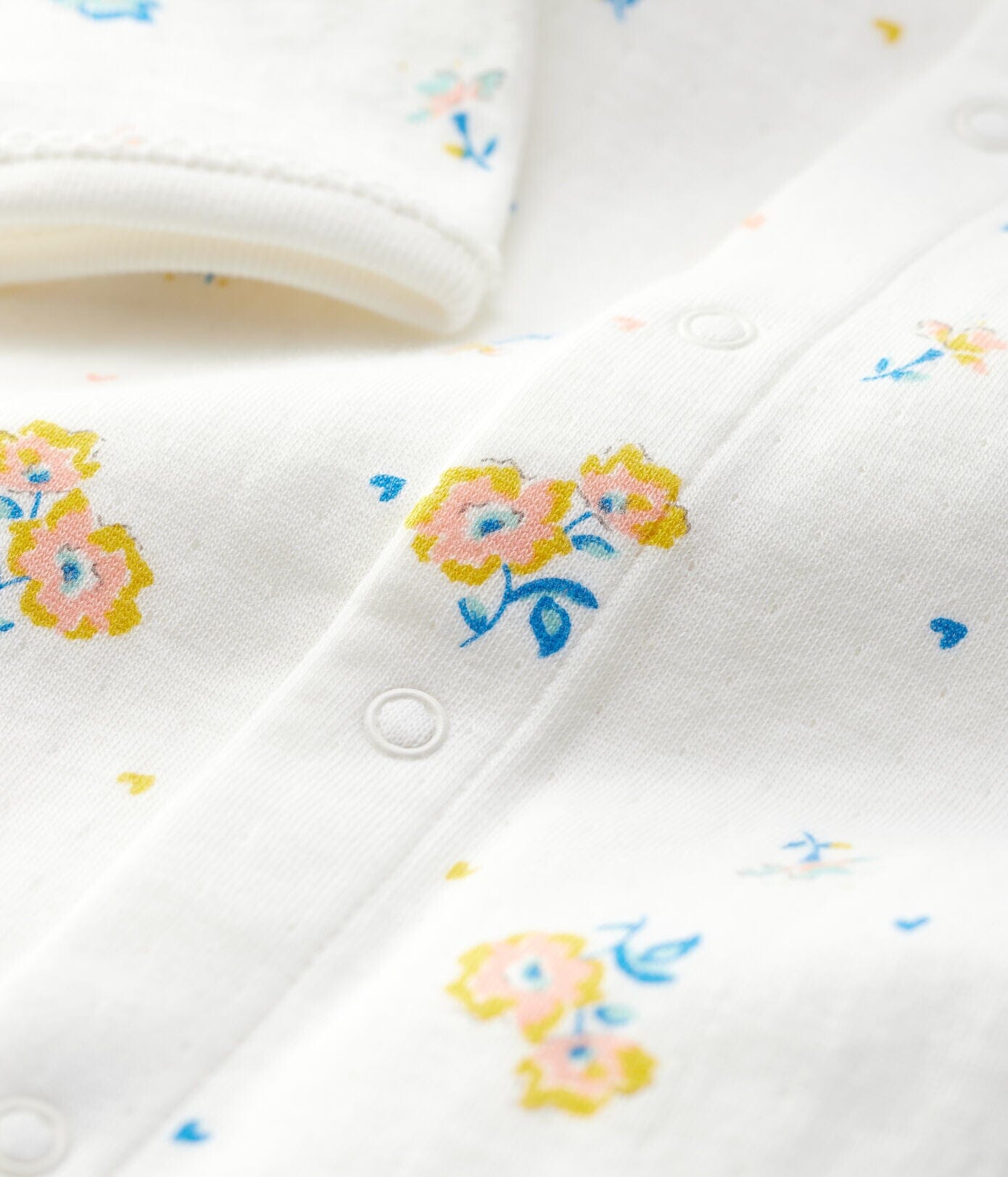 Petit Bateau Bodysuit mit Allover Blumen Print creme Einteiler / Bodysuits Petit Bateau