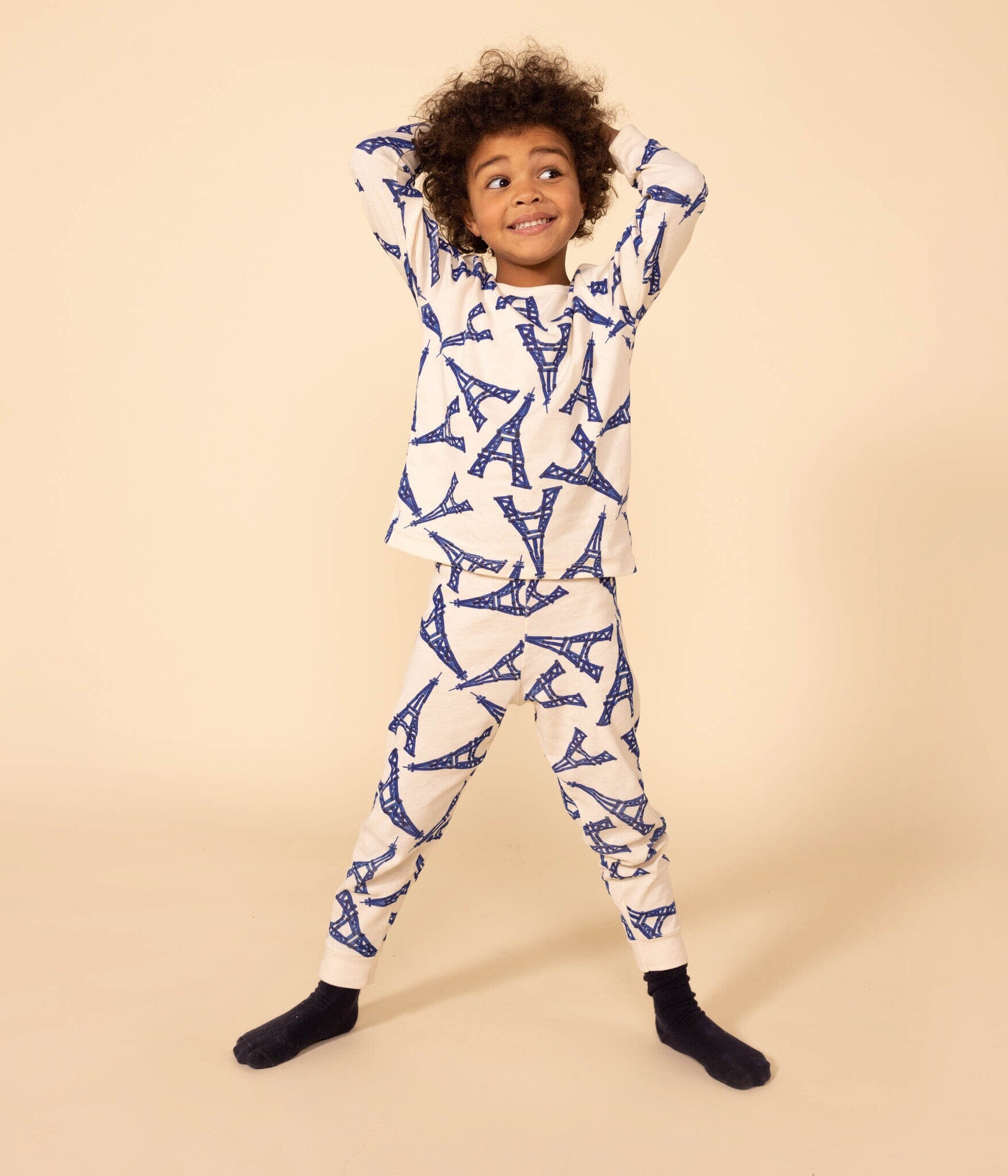 Petit Bateau Paris Pyjama mit blauen Eiffelturm Motiven Schlafanzug Petit Bateau