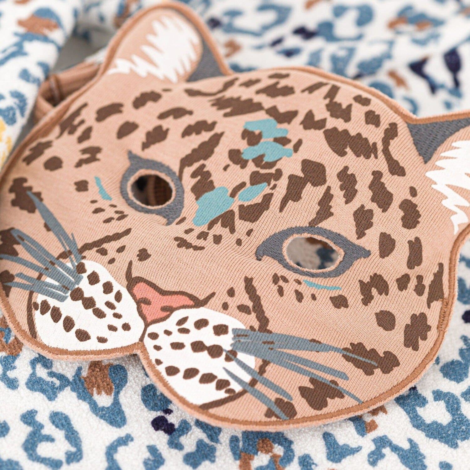 Petit Bateau Pyjama mitLeopardenprint und Leopardenmaske Schlafanzug Petit Bateau