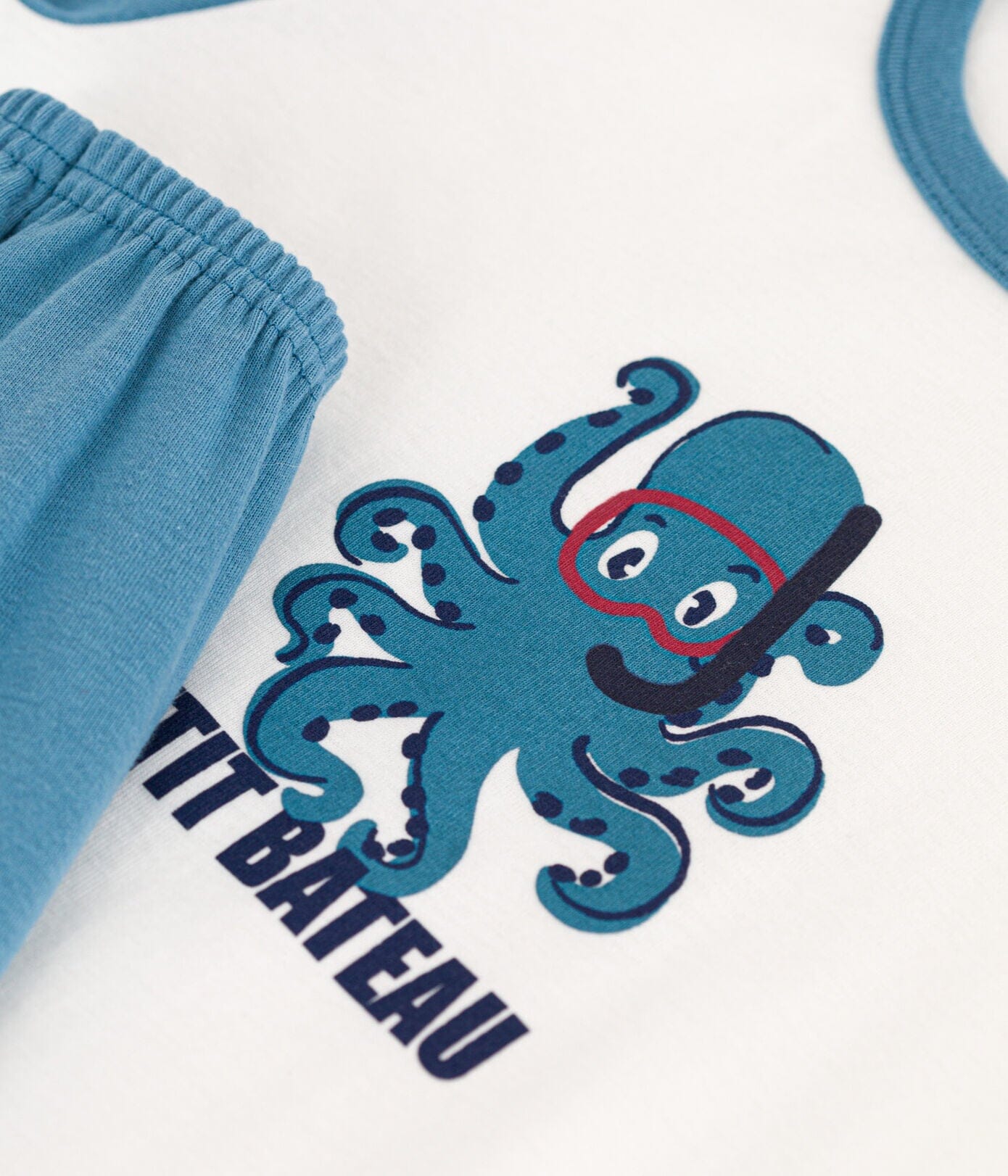 Petit Bateau Baumwoll-Pyjama mit Kraken Print Schlafanzug Petit Bateau