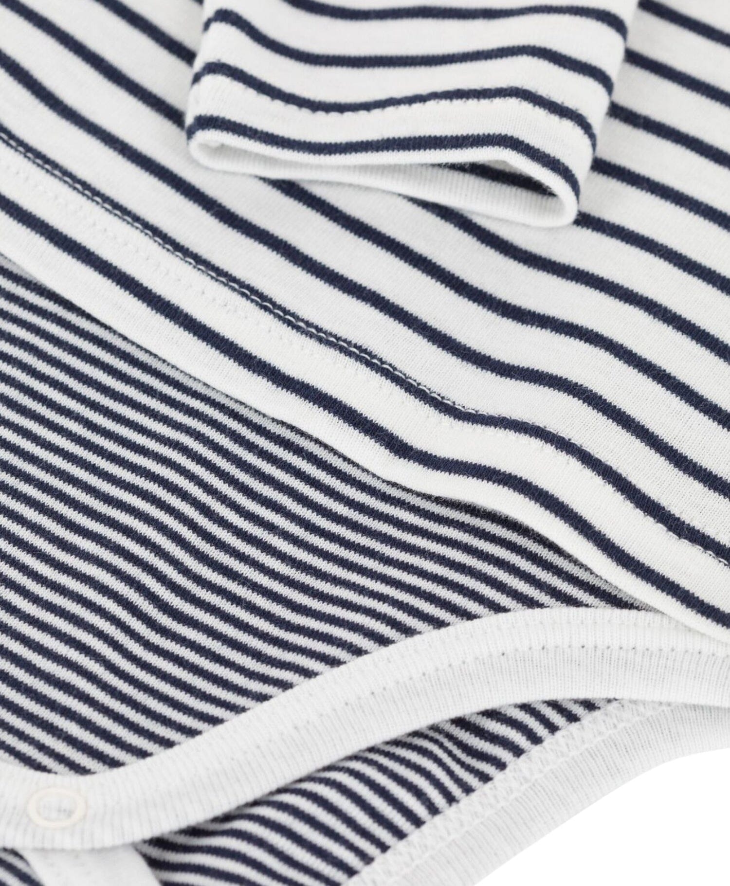 Petit Bateau gestreifter Baby Body langärmlig Jungen blau/weiß Spieler und Bodys Petit Bateau