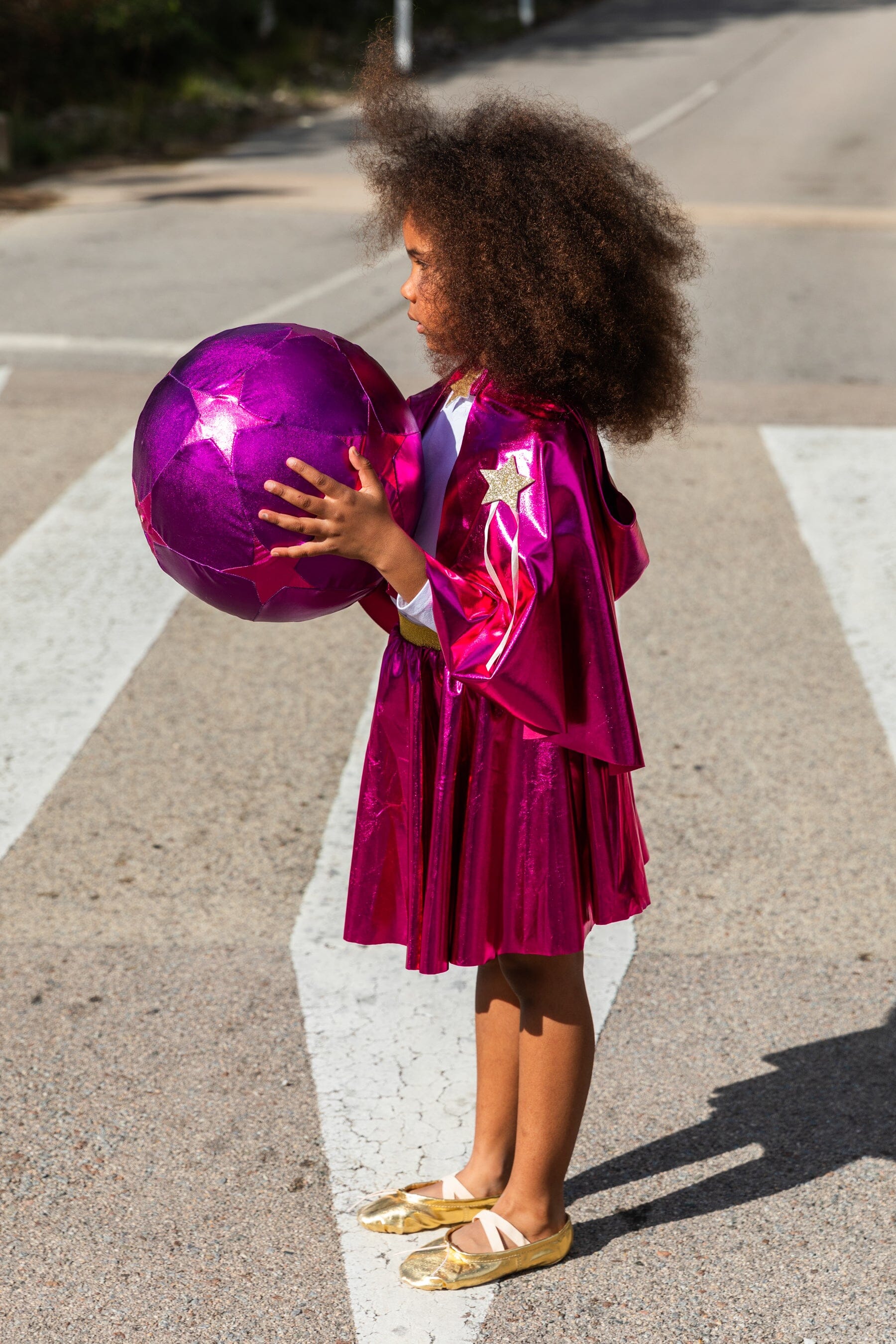 RATATAM – Stoffballon „Lila/ Rosa Stars“ 30 cm Beachball RATATAM