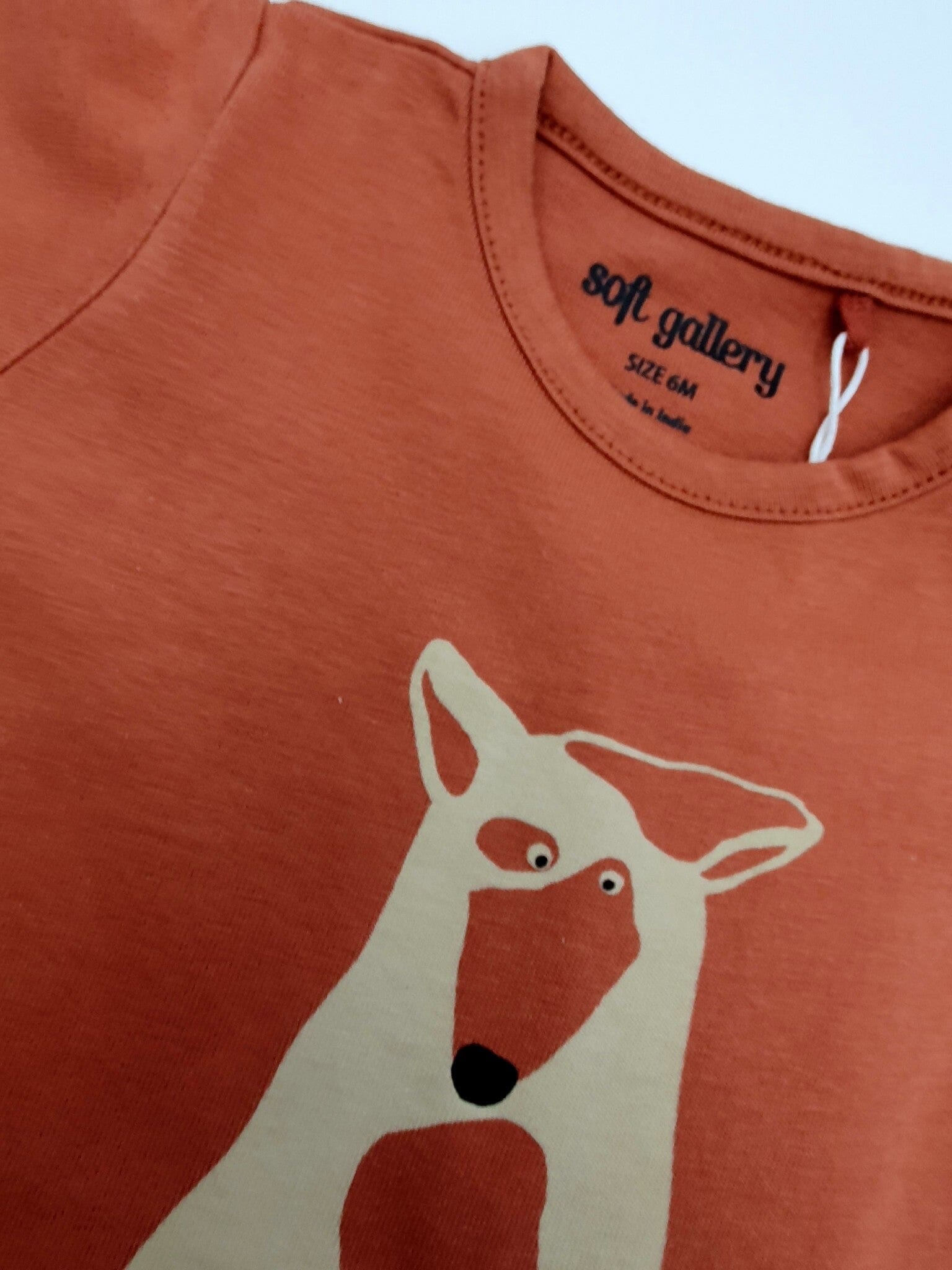 Soft Gallery Baby Body orange rust mit Tier Print Spieler und Bodys Soft Gallery