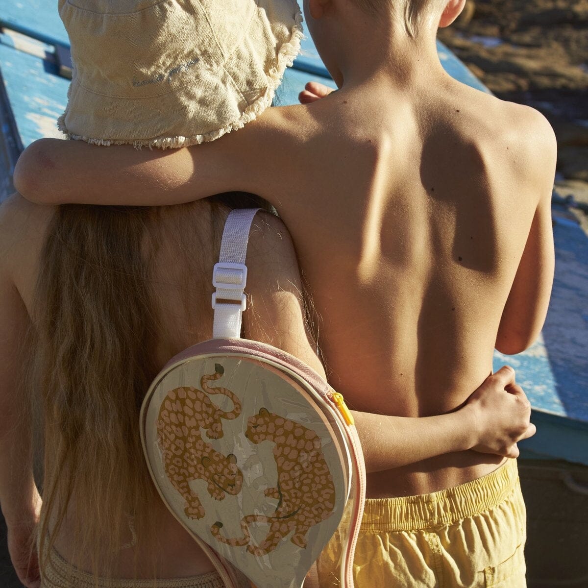 SUNNYLIFE Beachball Schläger Set Ruf der Wildnis Beachball SUNNYLIFE