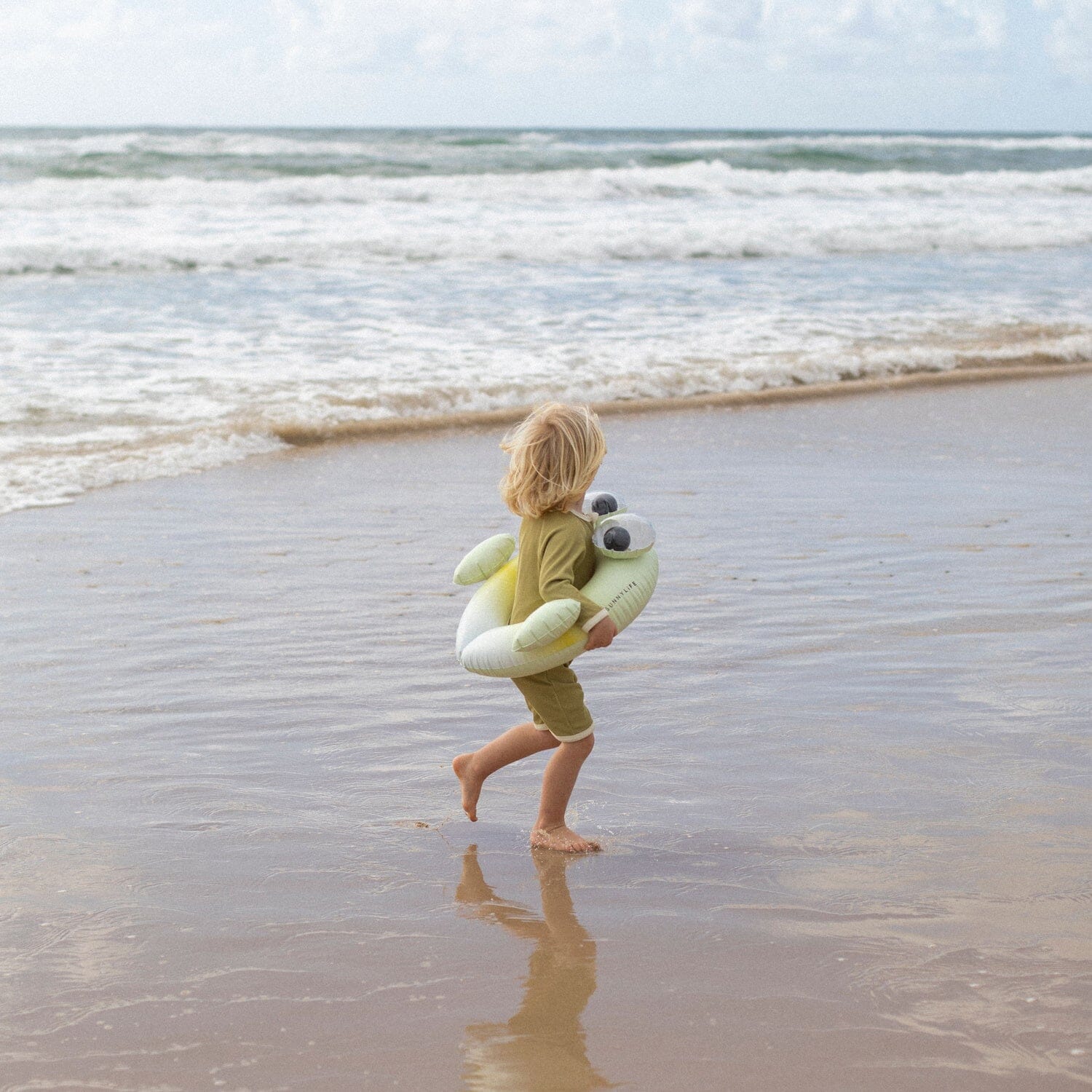 SUNNYLIFE mini float ring Schwimmreifen Monty the Monster Schwimmreifen, Schwimmflügel und Luftmatrazen SUNNYLIFE