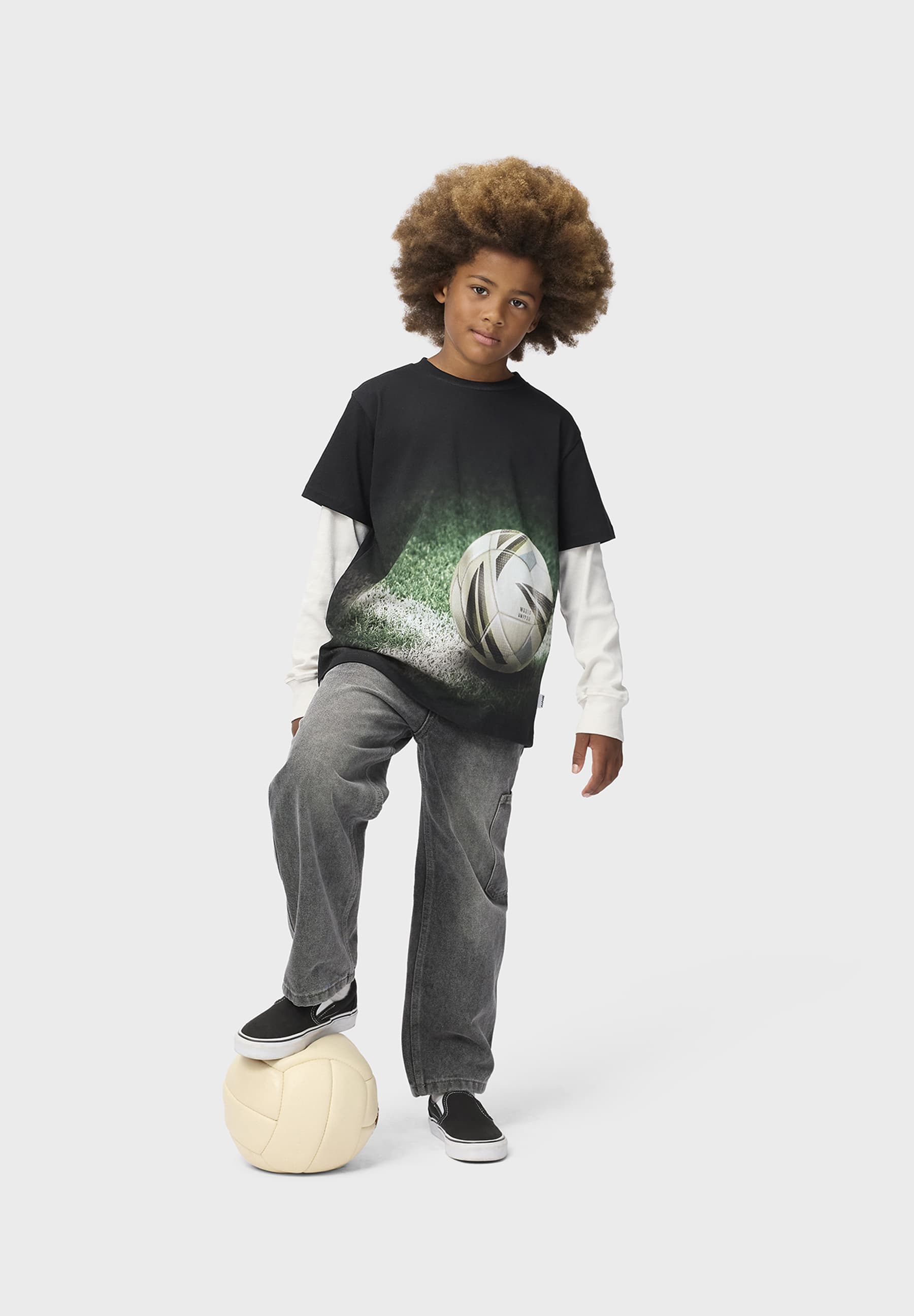 MOLO T-Shirt Riley schwarz mit Fußball-Print
