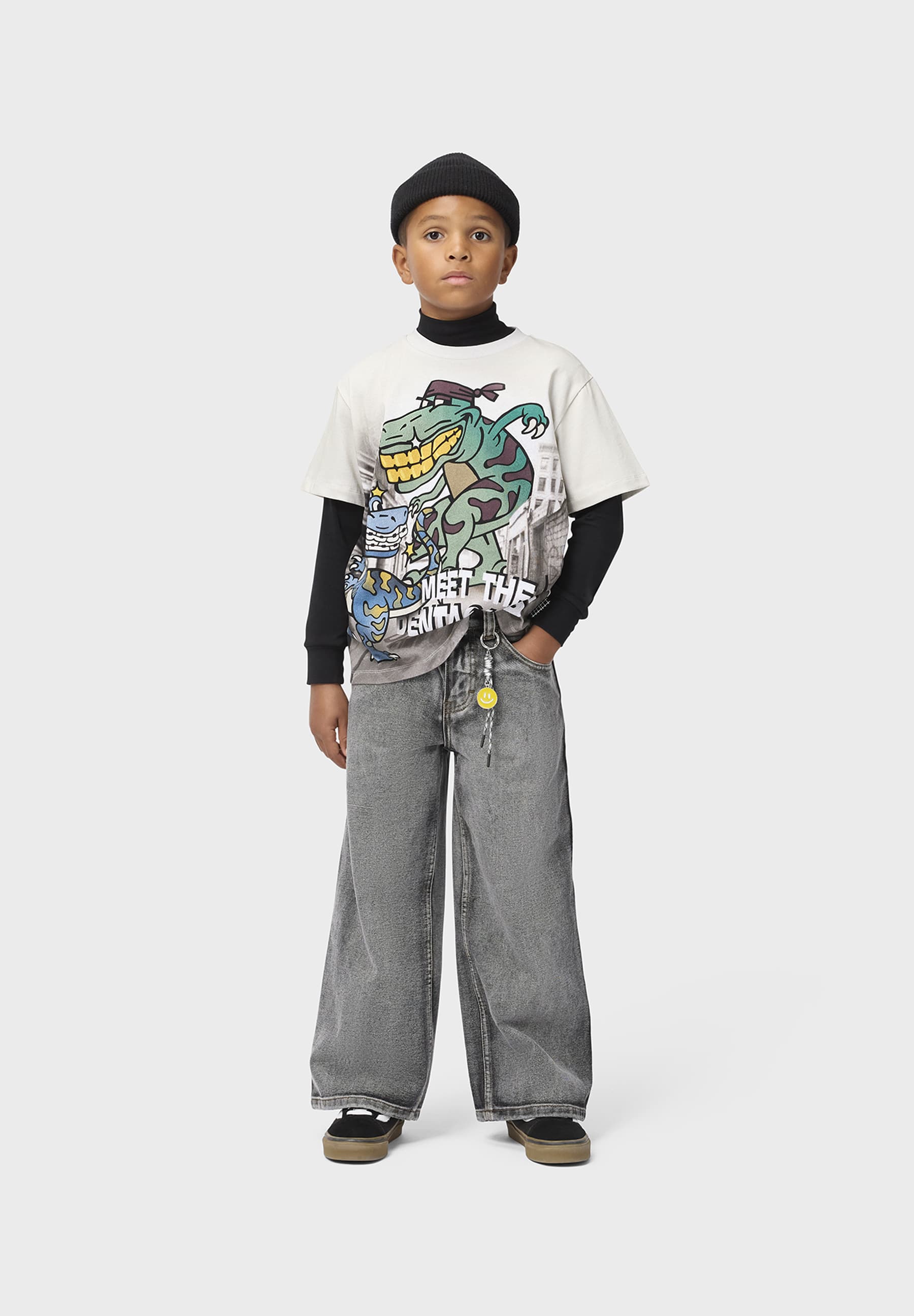 MOLO  Jungen T-Shirt Rodney Dino-Print mit breitem Goldzahn-Grinsen