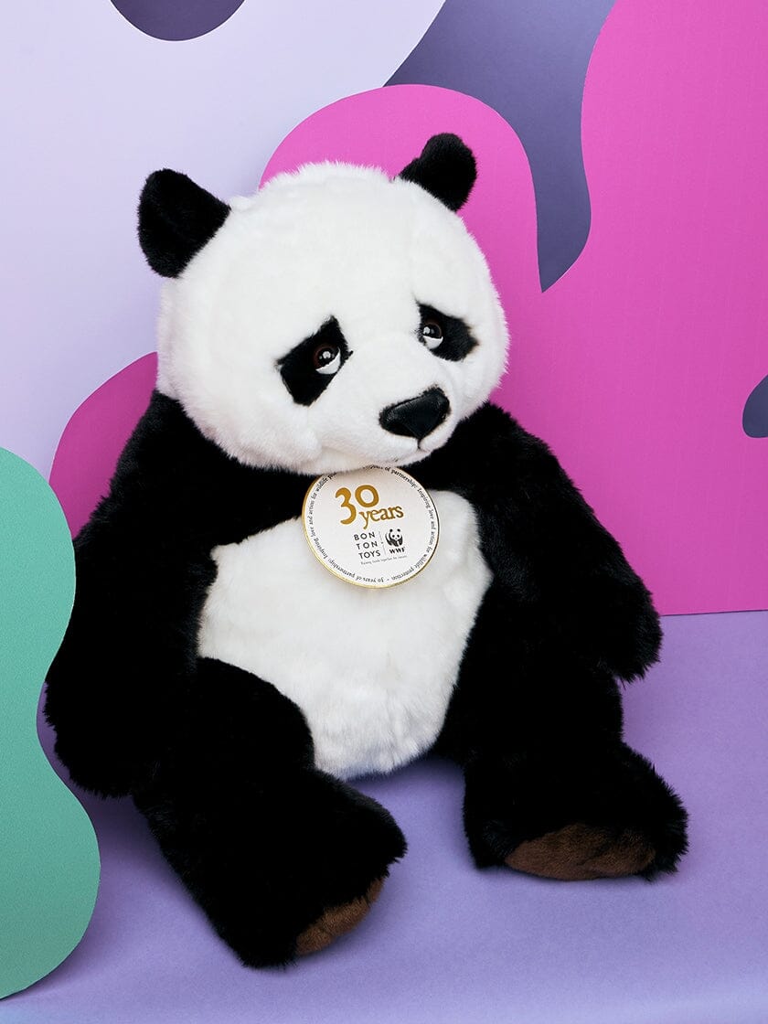 Bon Ton Toys WWF Panda Bär XL Jubiläum sitzend – 47 cm Kuscheltier Bon Ton Toys 