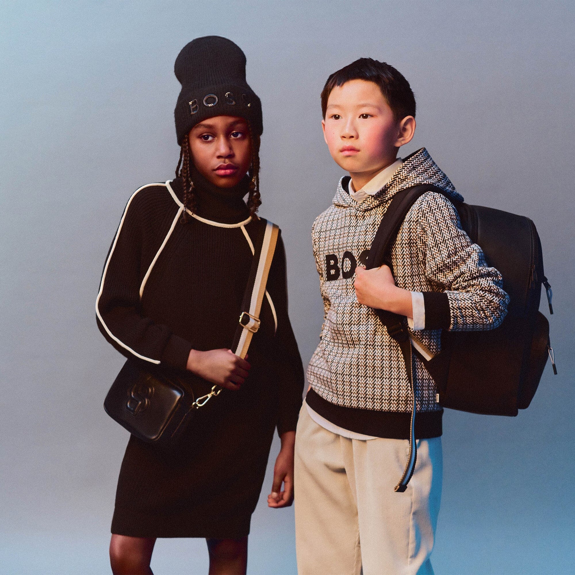 BOSS Kidswear Kapuzenpullover Schwarz/Beige/Weiß mit Logo-Print Hoodie Boss 