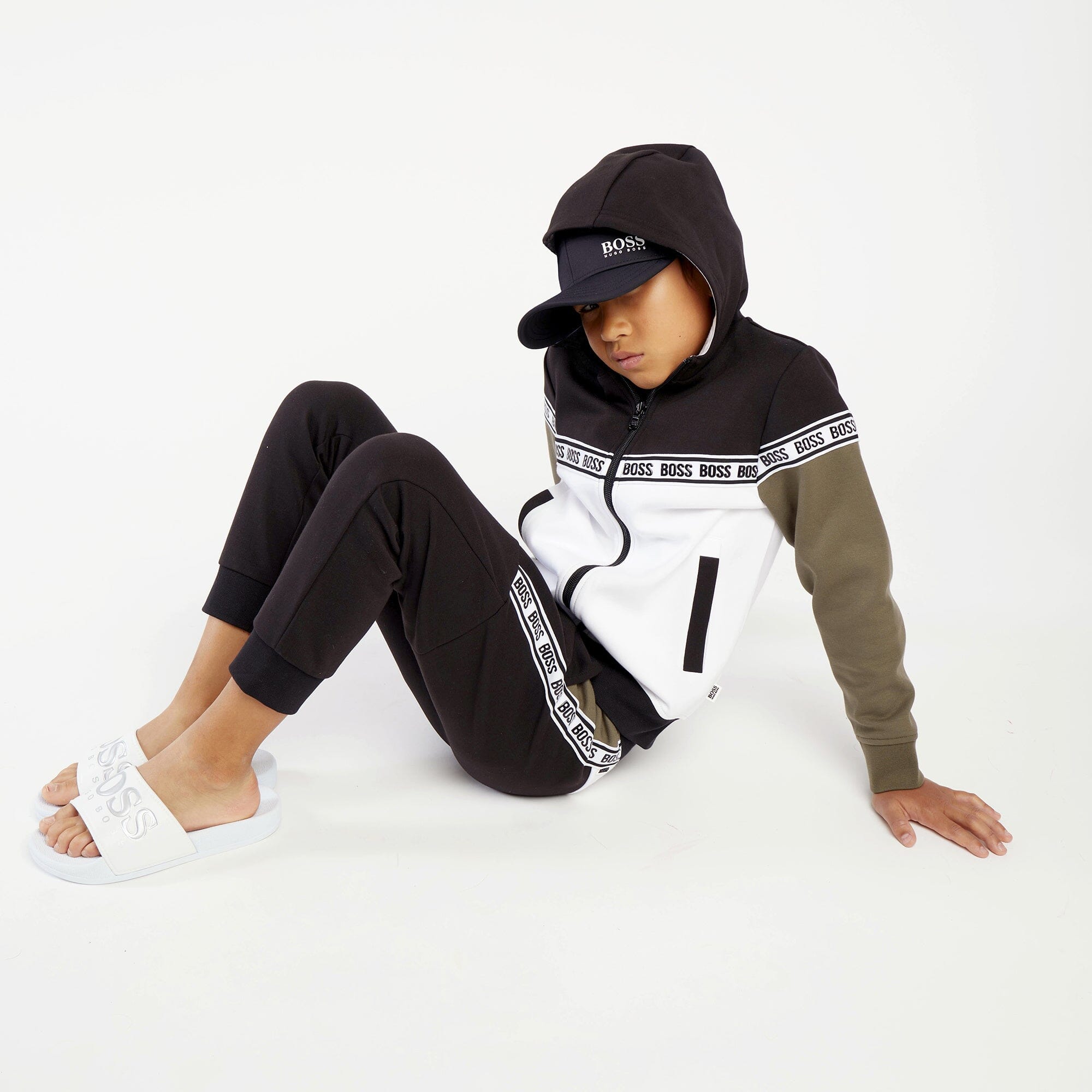 HUGO BOSS Kids Trainingsjacke Hoodie schwarz weiß Hoodie Boss 