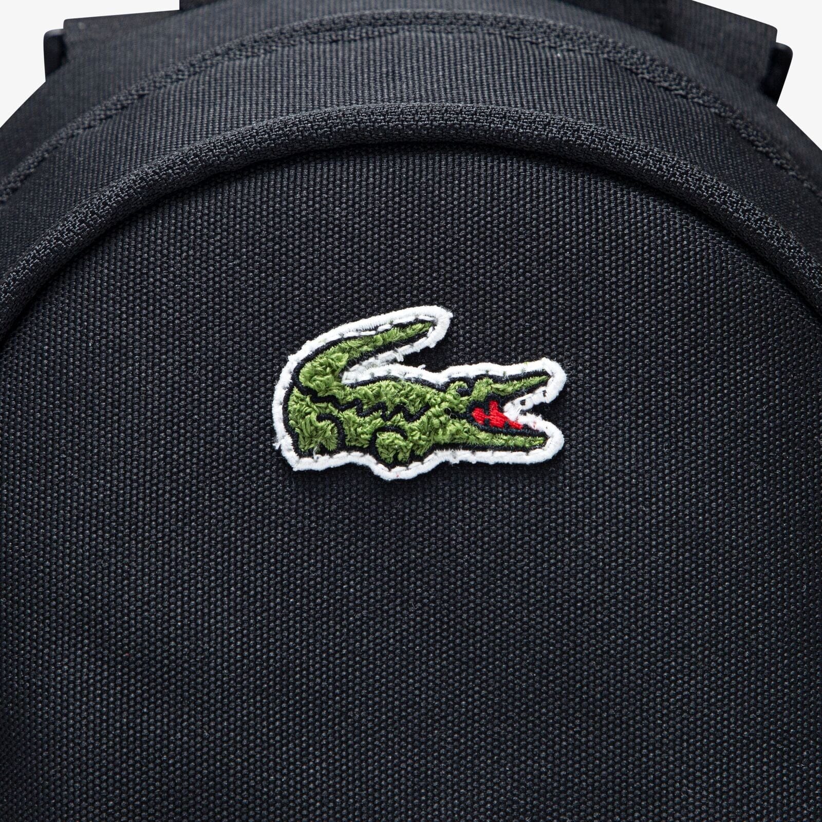 Lacoste Kids kleiner Rucksack rschwarz mit flauschigem Krokodil-Logo Rucksäcke Lacoste 