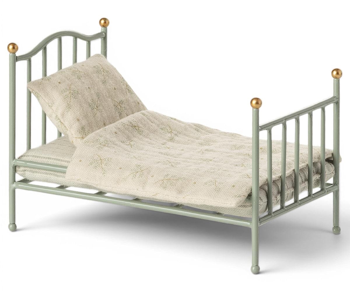 Maileg Vintage Bett minzfarben für Maileg Maus, 13cm Kuscheltiere Maileg 