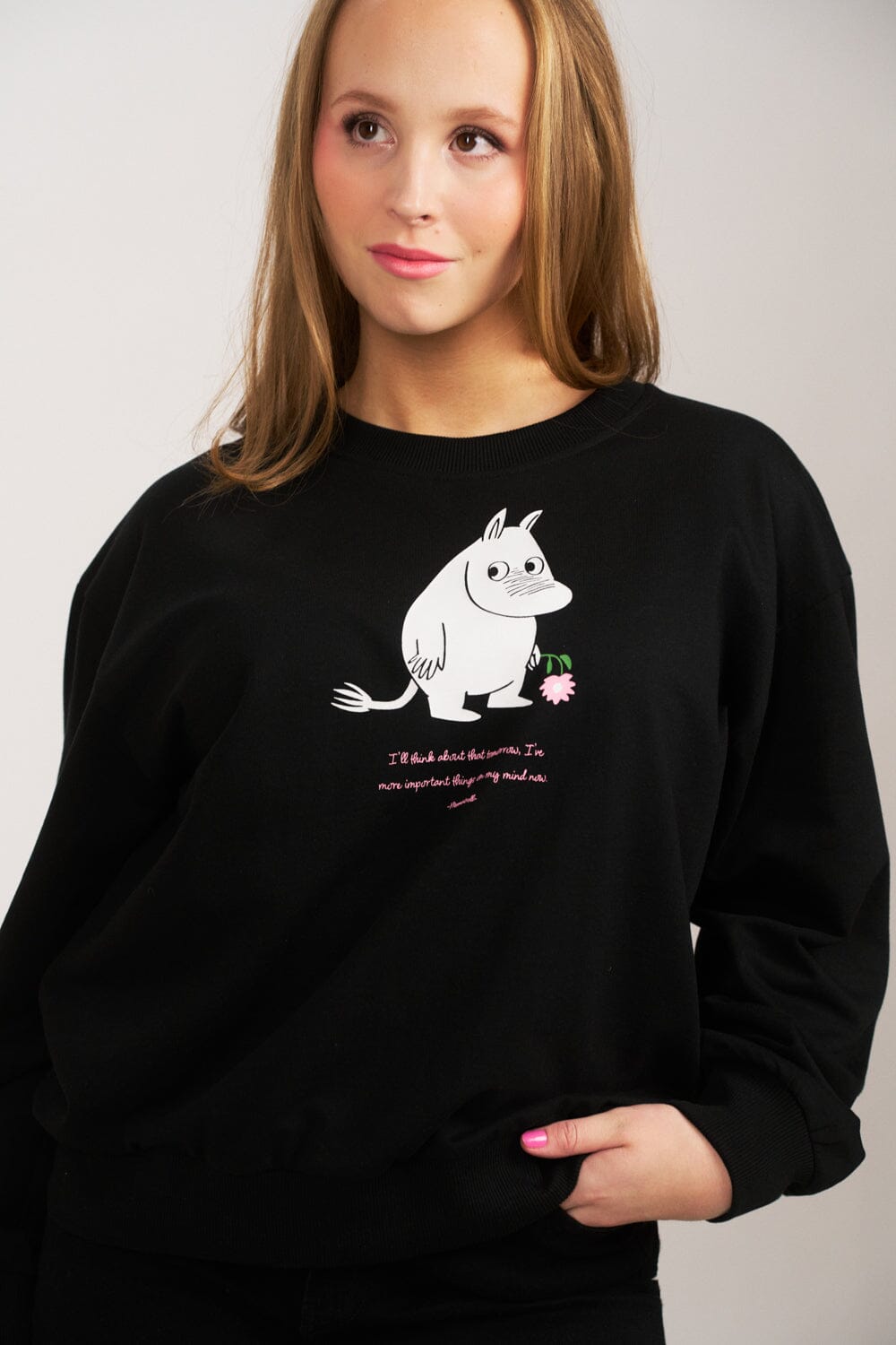 Martinex Moomin Damen Sweatshirt „Manna“ – Black Sweatshirt Moomin by Martinex 
