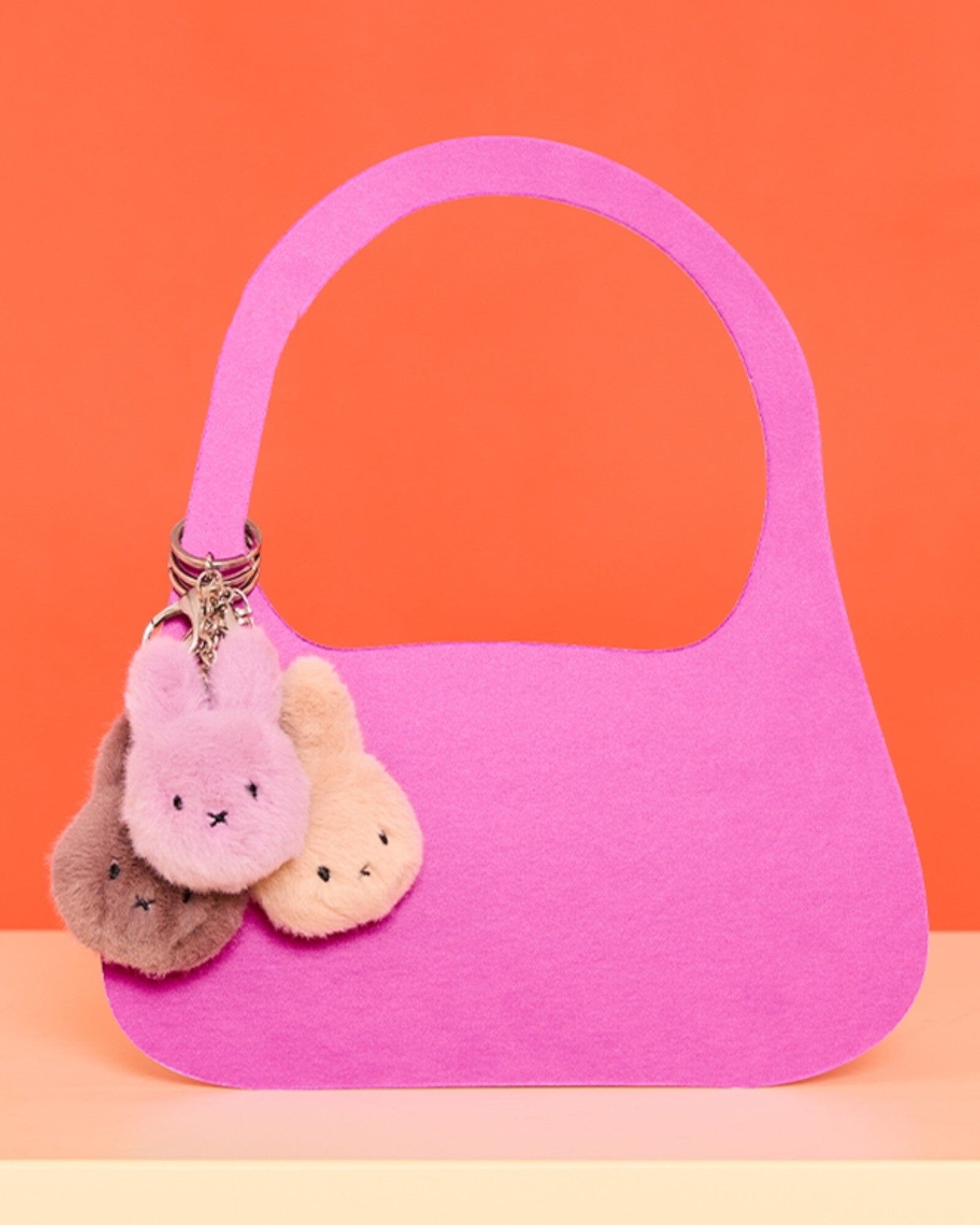 Miffy Teddy Schlüsselanhänger ECO Fuzzy lila 8cm Schlüsselanhänger Bon Ton Toys x Miffy 