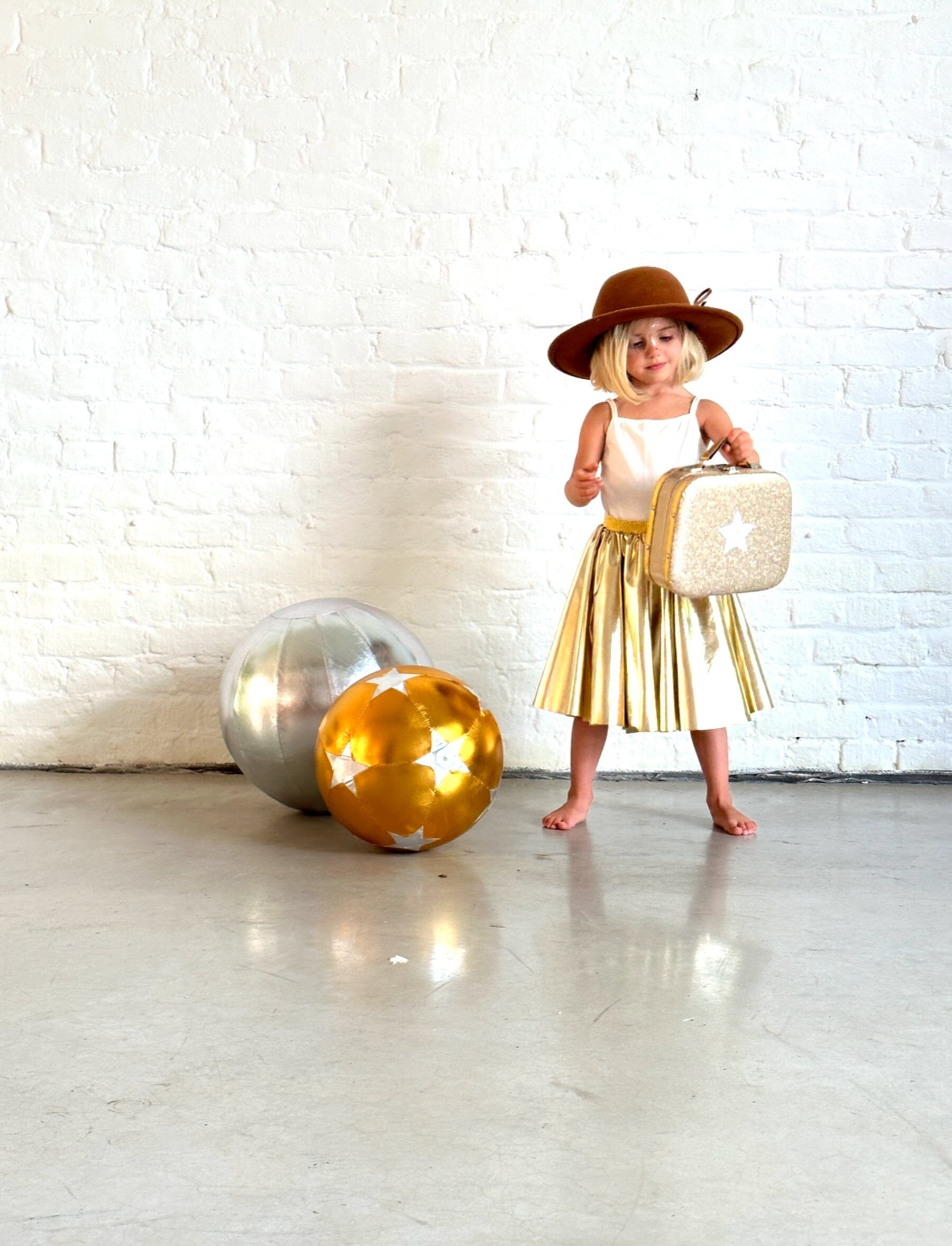 RATATAM – Stoffballon „Starry Golden / Silver Streifen“ 40 cm Beachball RATATAM 