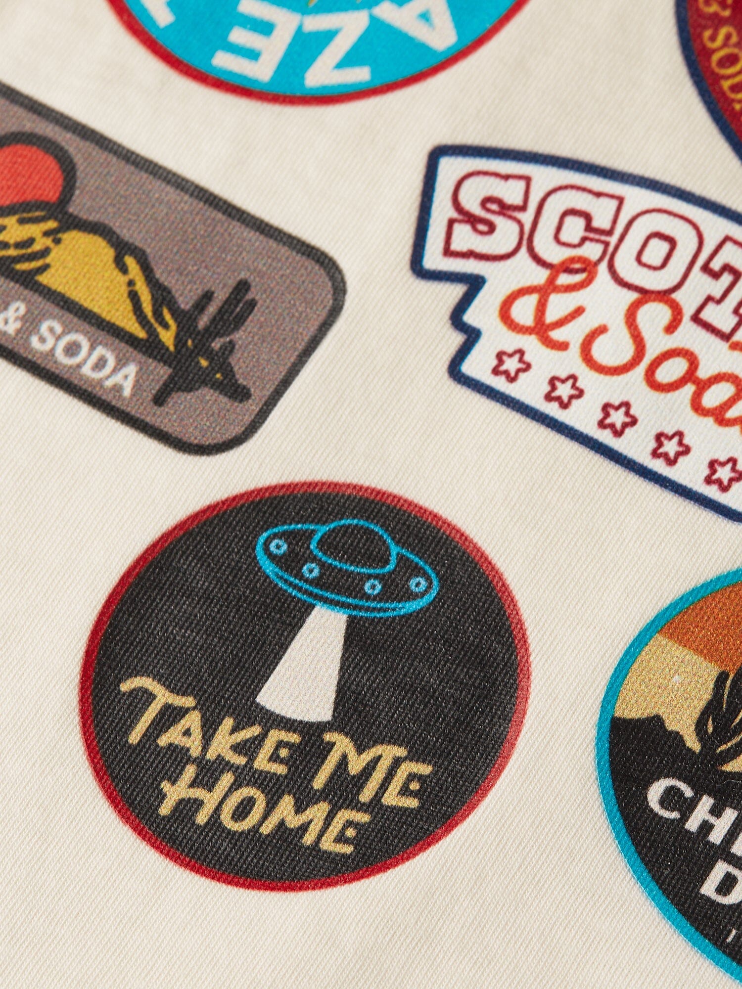 Scotch & Soda T-Shirt Artwork-Patches Relaxed Fit – Eggnog T-Shirt Scotch & Soda 